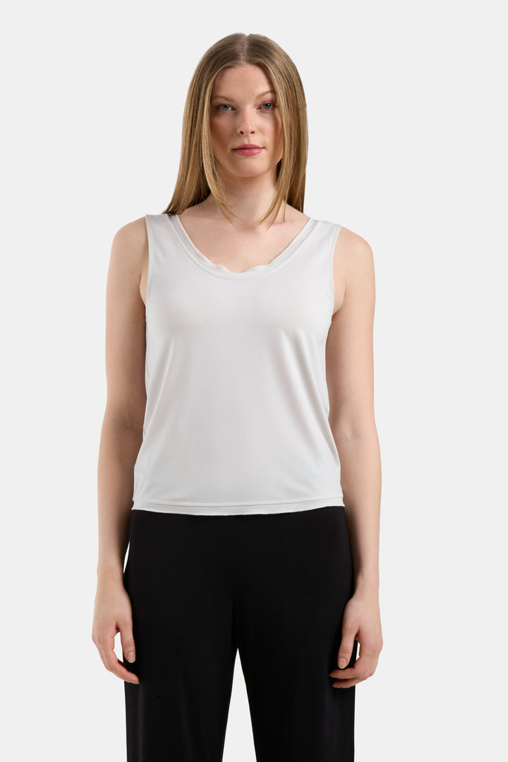 THE SAX TOP