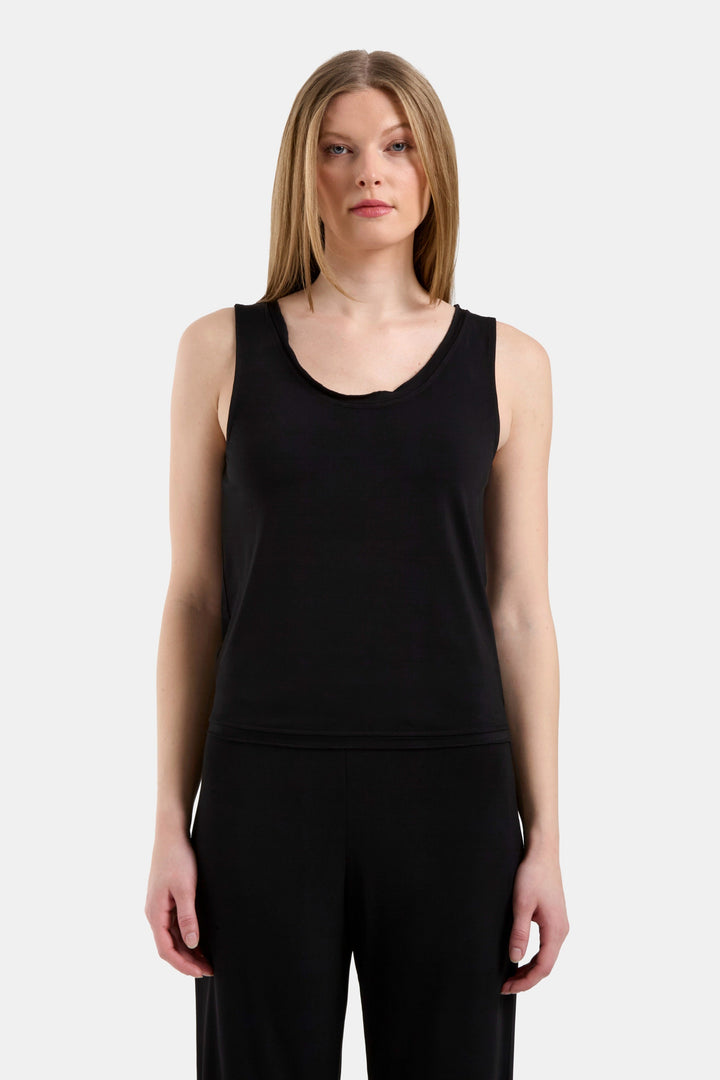 THE SAX TOP