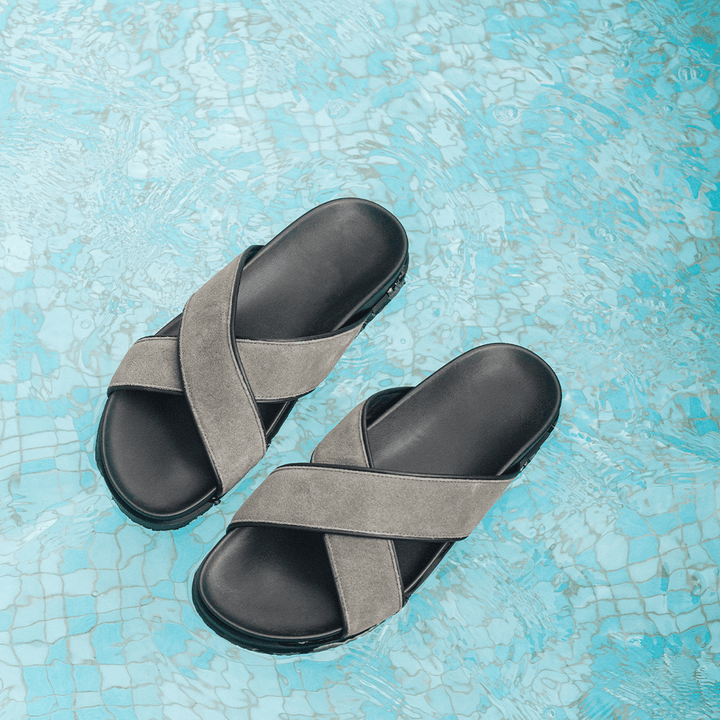 Women's Grigio Amalfi Crossover Sandal