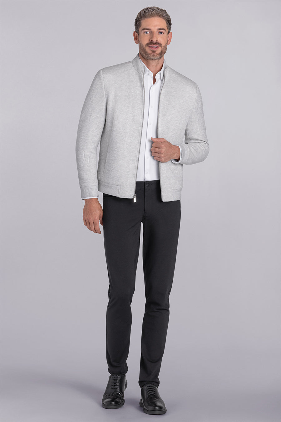 Trailblazer - Light Grey