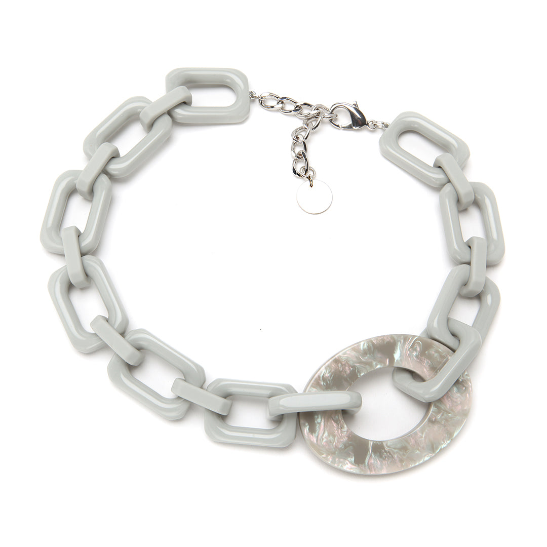 Claudia Necklace Shell