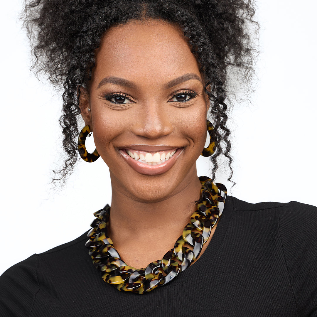 Rochelle Necklace Tshell