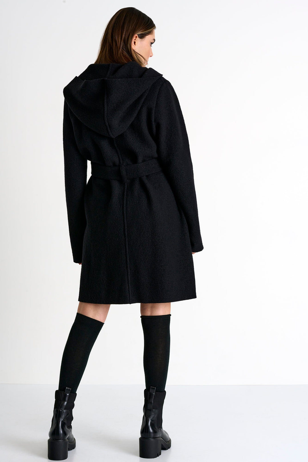 52276-80-800 - Vest 2 / 800 Caviar / 100% WOOL