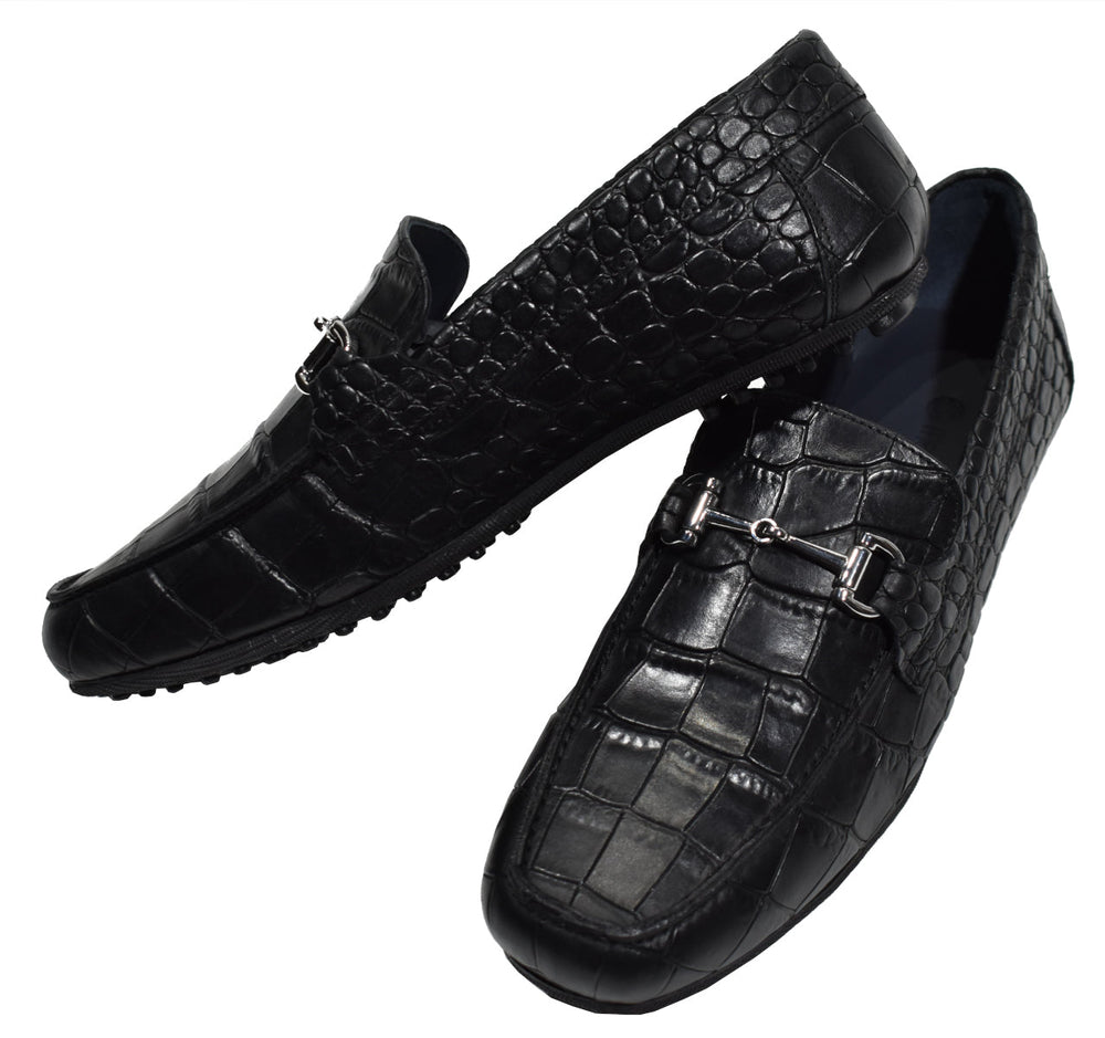 Take your look to the next level with the stylish S133 Black Driver shoes. Handcrafted in Spain with luxe black leather, alligator stamped for rich style and grip rubber soles, these shoes make a fashionable impression with their classic fit and comfortable foot bed. Perfect for any occasion. A great look with jeans or shorts.  Classic fit.