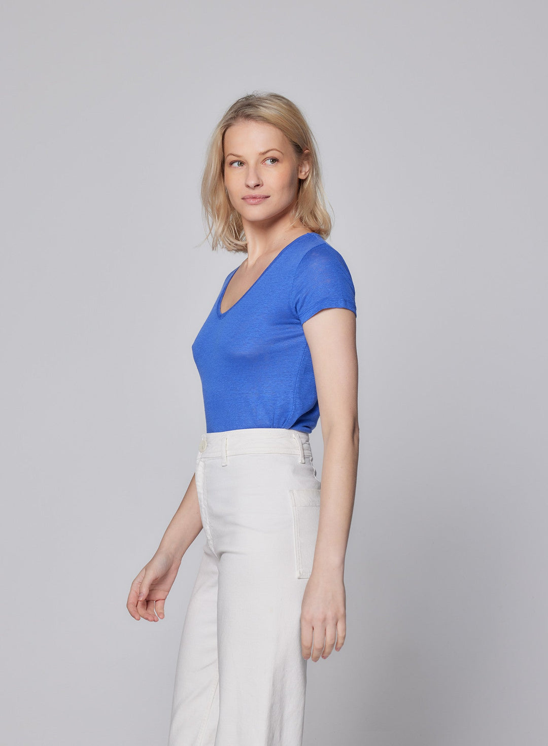 Stretch Linen Short Sleeve V-Neck T-Shirt