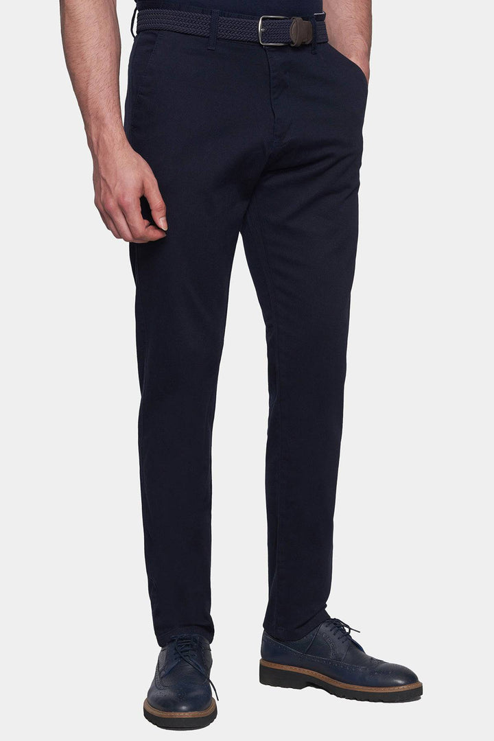 The Timeless Chino (Navy)