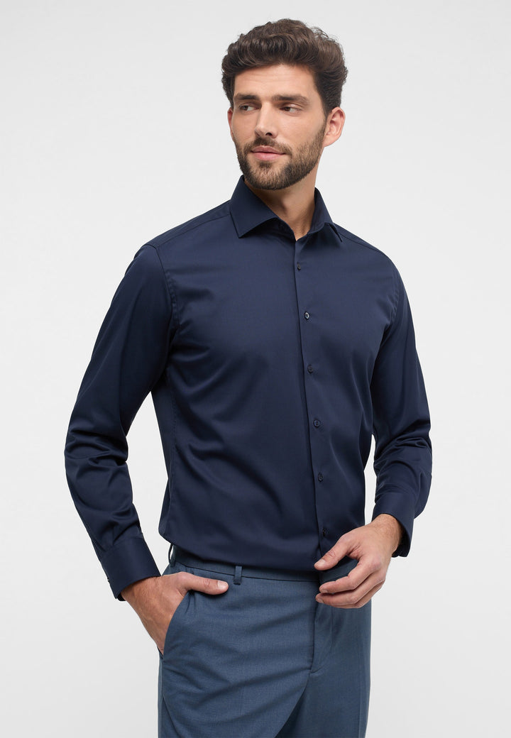 Modern Fit Cover Shirt in Navy