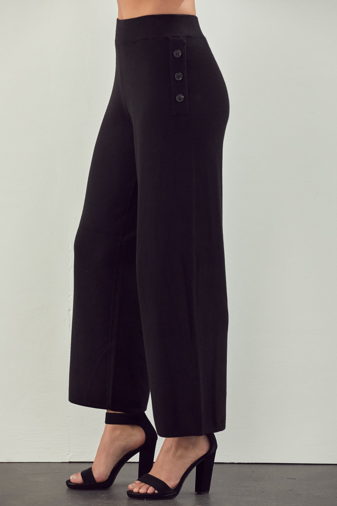 Sunia Knitted Ribbed Long Pant