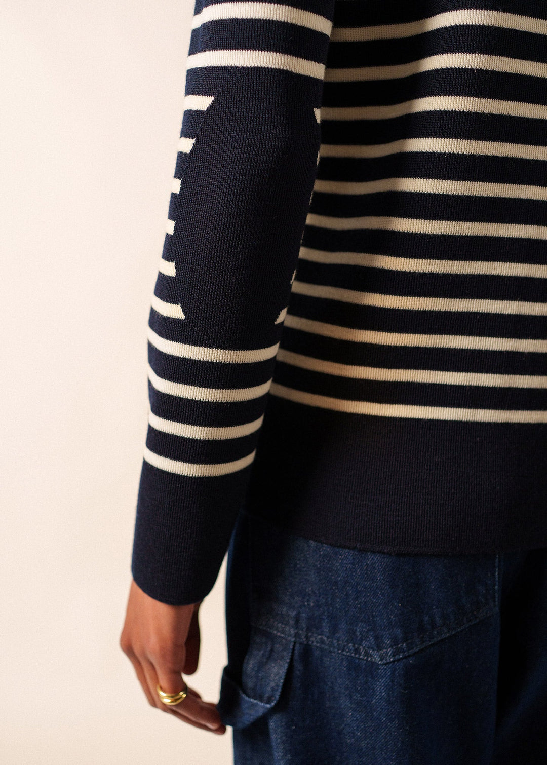 BREGANCON - Breton Striped Sweater with Jacquard Elbow Patch for Women (NAVY / IVORY)