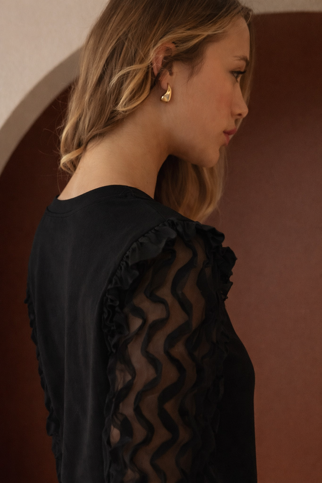 Rhonda Pointe Top with Mesh Lace Swirls