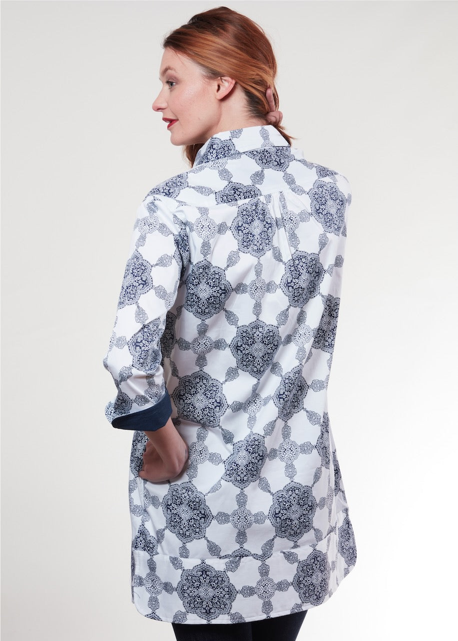 Vail Tunic Navy White Medallion