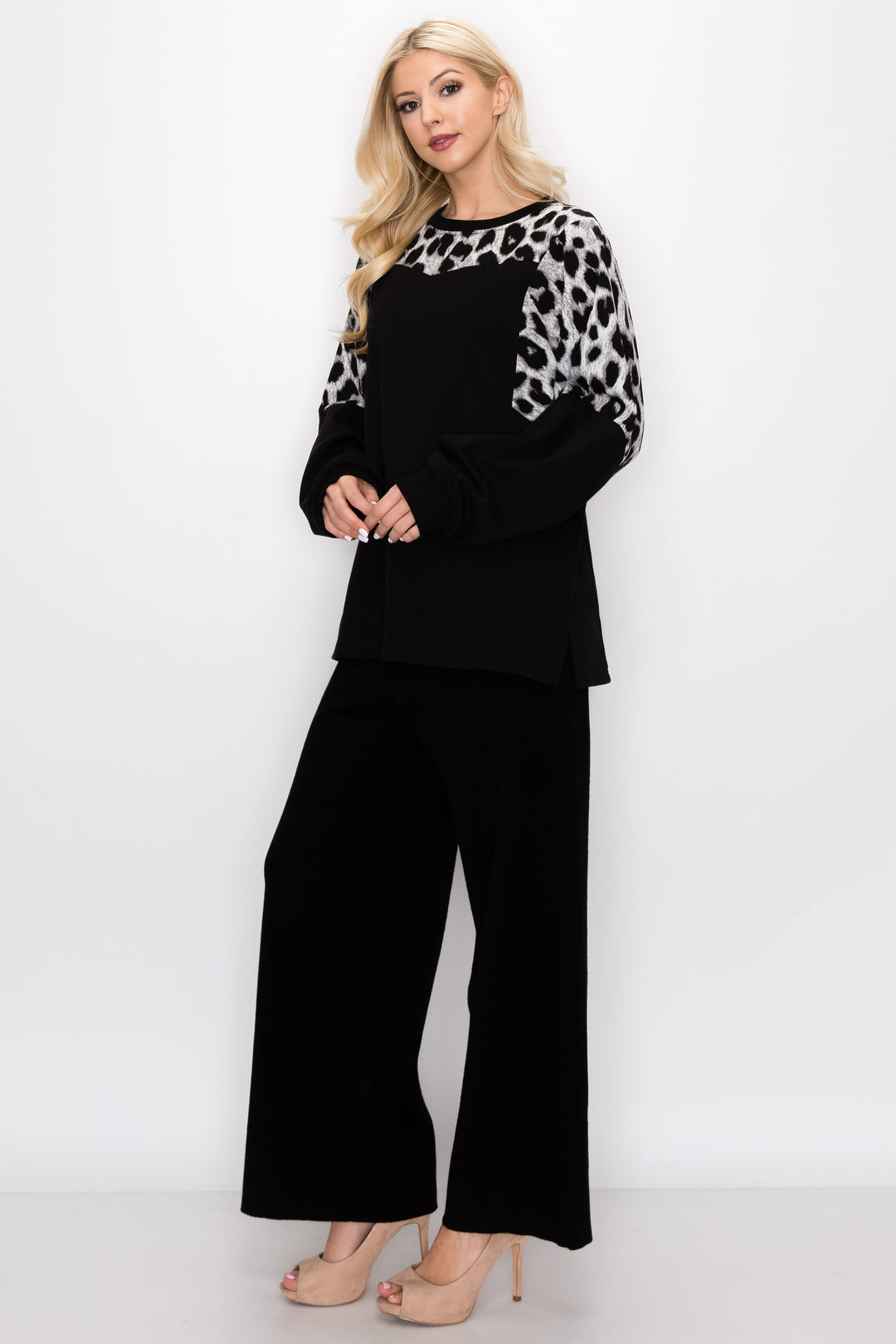Reese Stretch Pointe Knit Top
