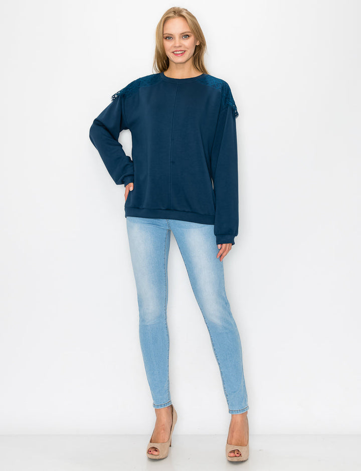 Cyndy Stretch Pointe Knit with Lace
