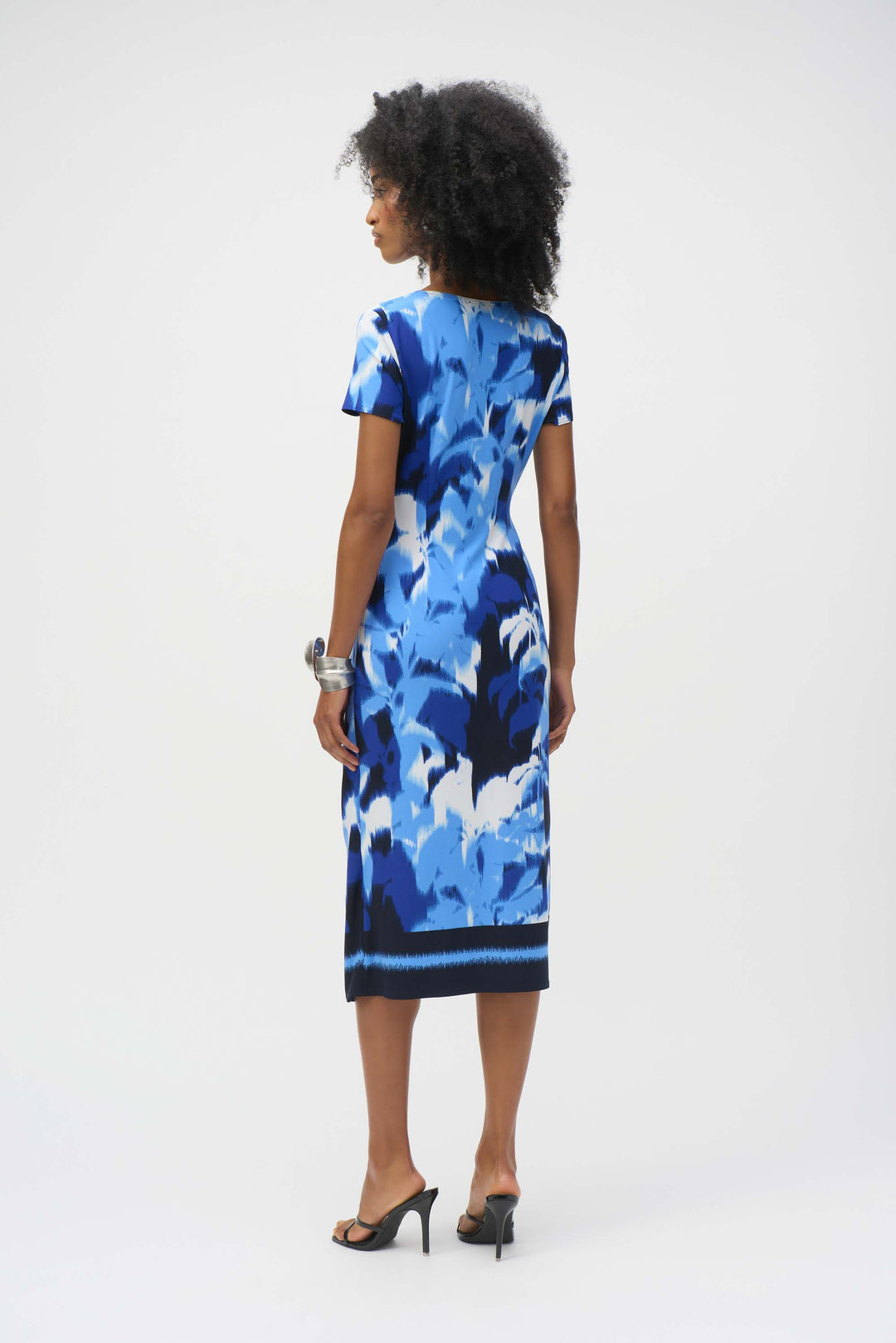 Knee-length Wrap Dress - Blue/Vanilla