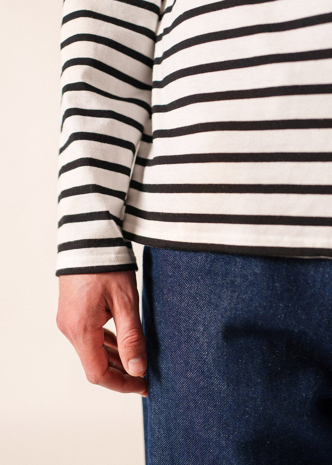 MINQUIERS MODERN - Authentic Breton Stripe Shirt | Soft Cotton | Men Fit (WHITE / BLACK)