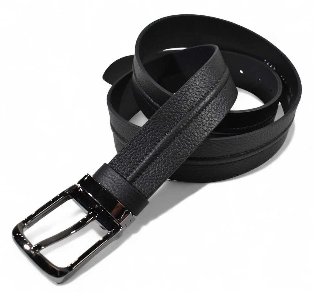 Leather pebble grain belt in black by Marcello.