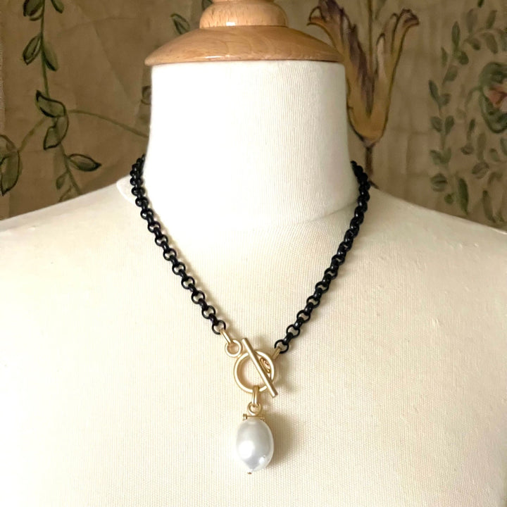 Matte Black Rolo Chain Necklace with Cotton Pearl Pendant