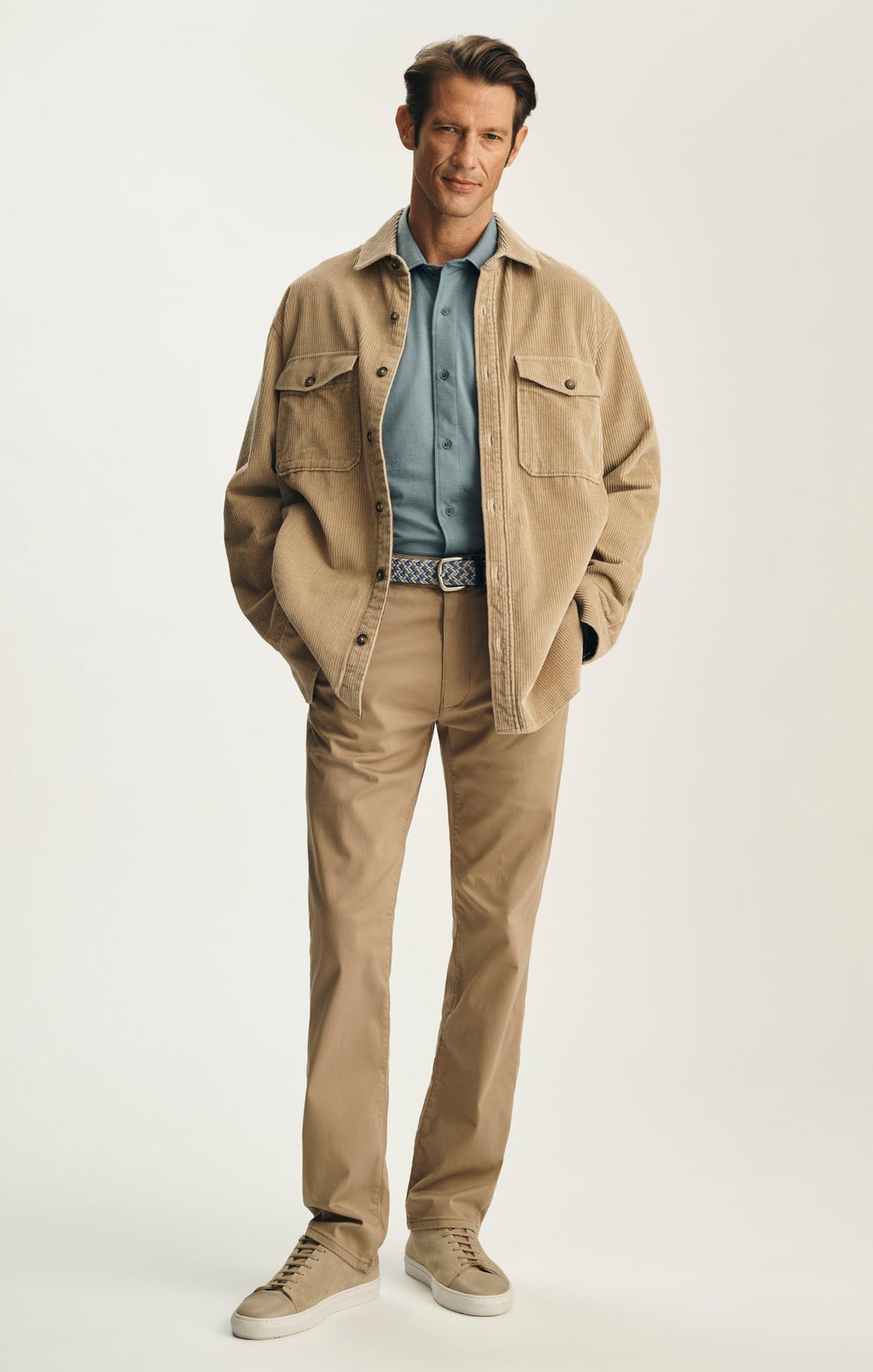 34 Heritage Charisma Relaxed Straight Chino in Khaki Twill