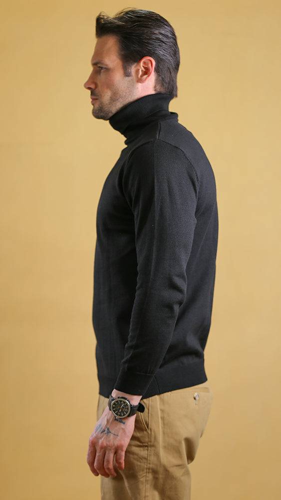 The Trailblazer Sweater (Tech Black)