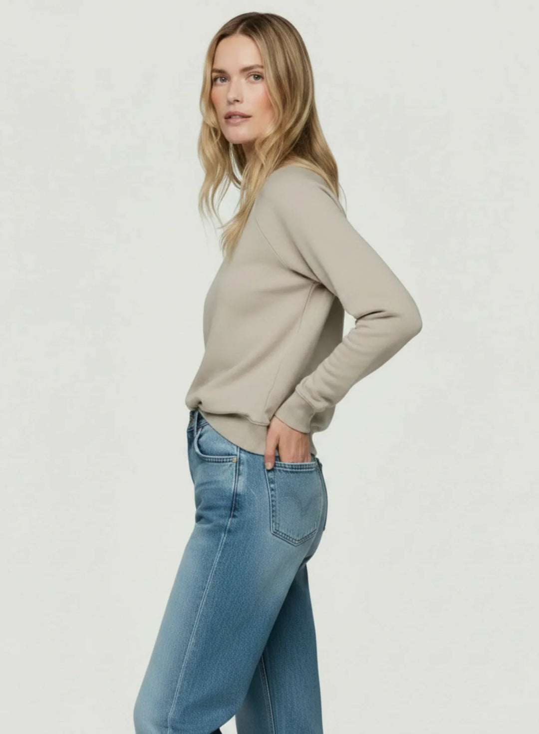 French Terry Semi Relaxed Long Sleeve Crewneck - CREWNECK L/S - Majestic Filatures North America
