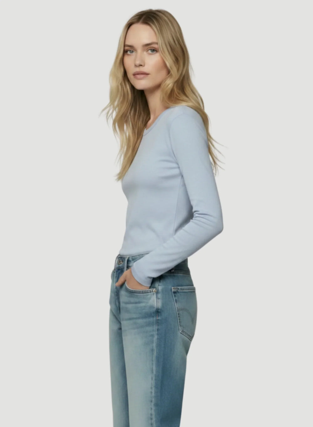100% Machine Washable Cashmere Long Sleeve Crewneck T-Shirt - CREW L/S - Majestic Filatures North America