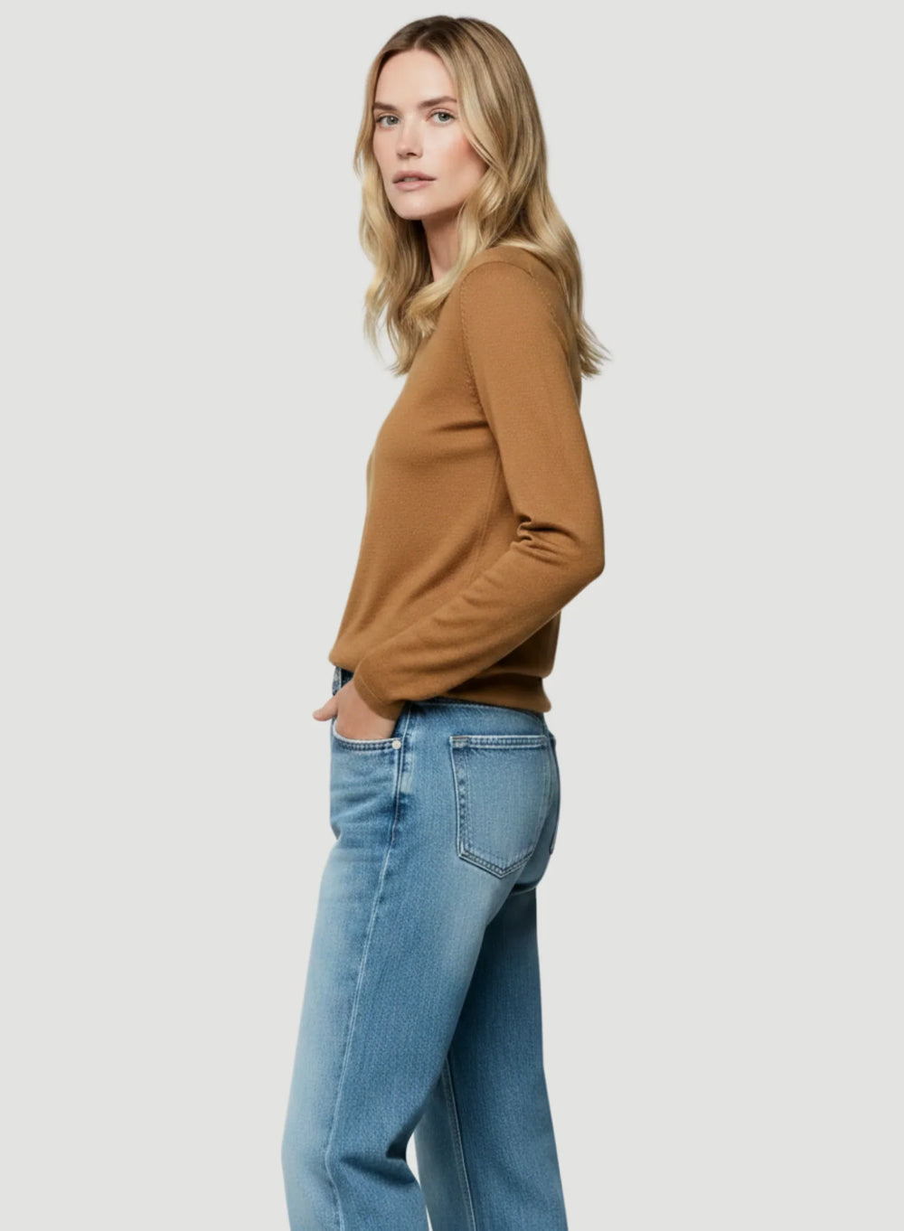 100% Machine Washable Cashmere Long Sleeve Crewneck T-Shirt - CREW L/S - Majestic Filatures North America