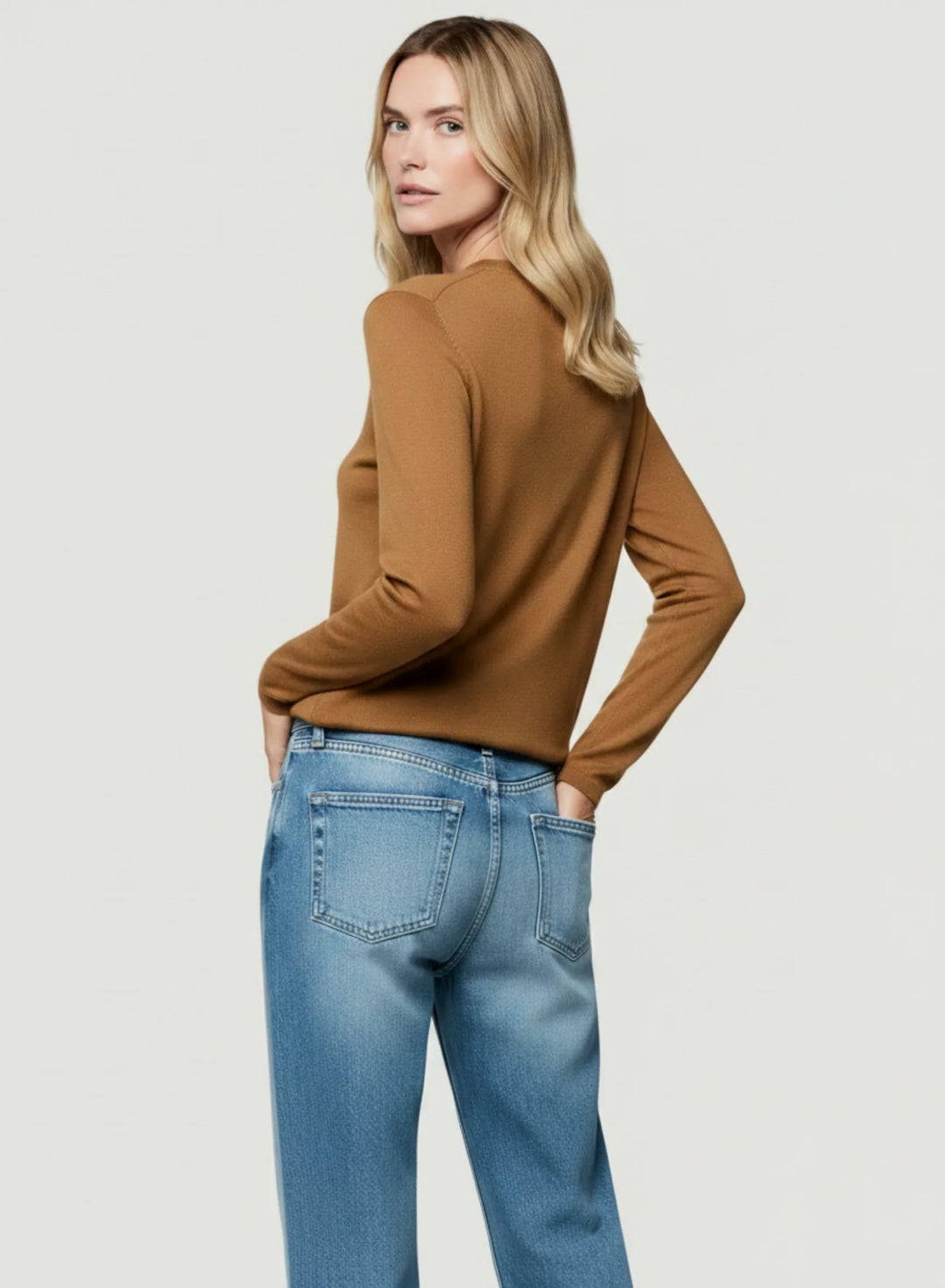 100% Machine Washable Cashmere Long Sleeve Crewneck T-Shirt - CREW L/S - Majestic Filatures North America