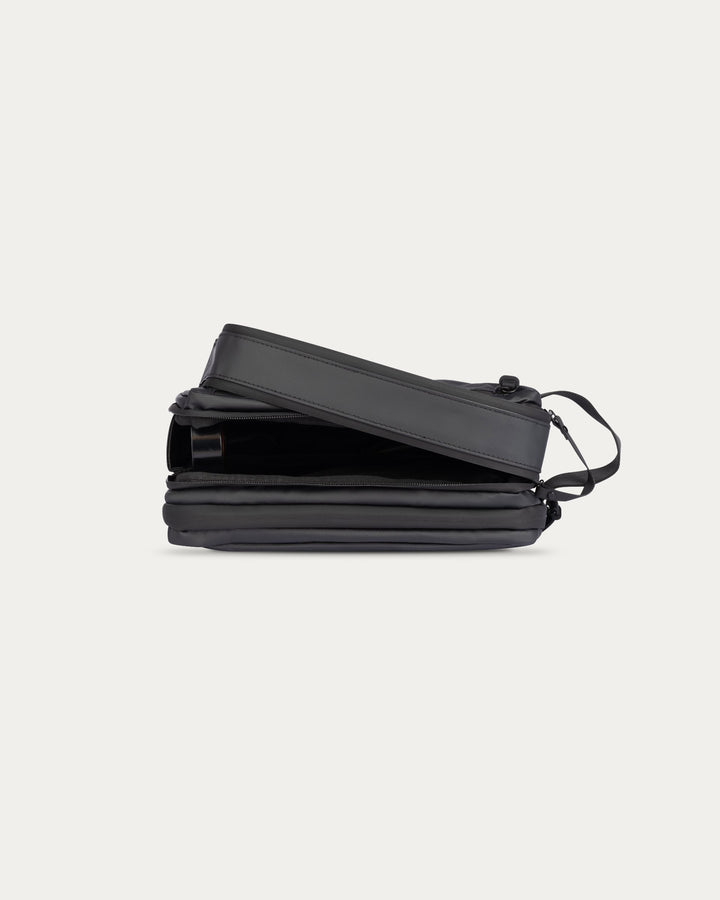 Explorer Max™ Toiletry Bag