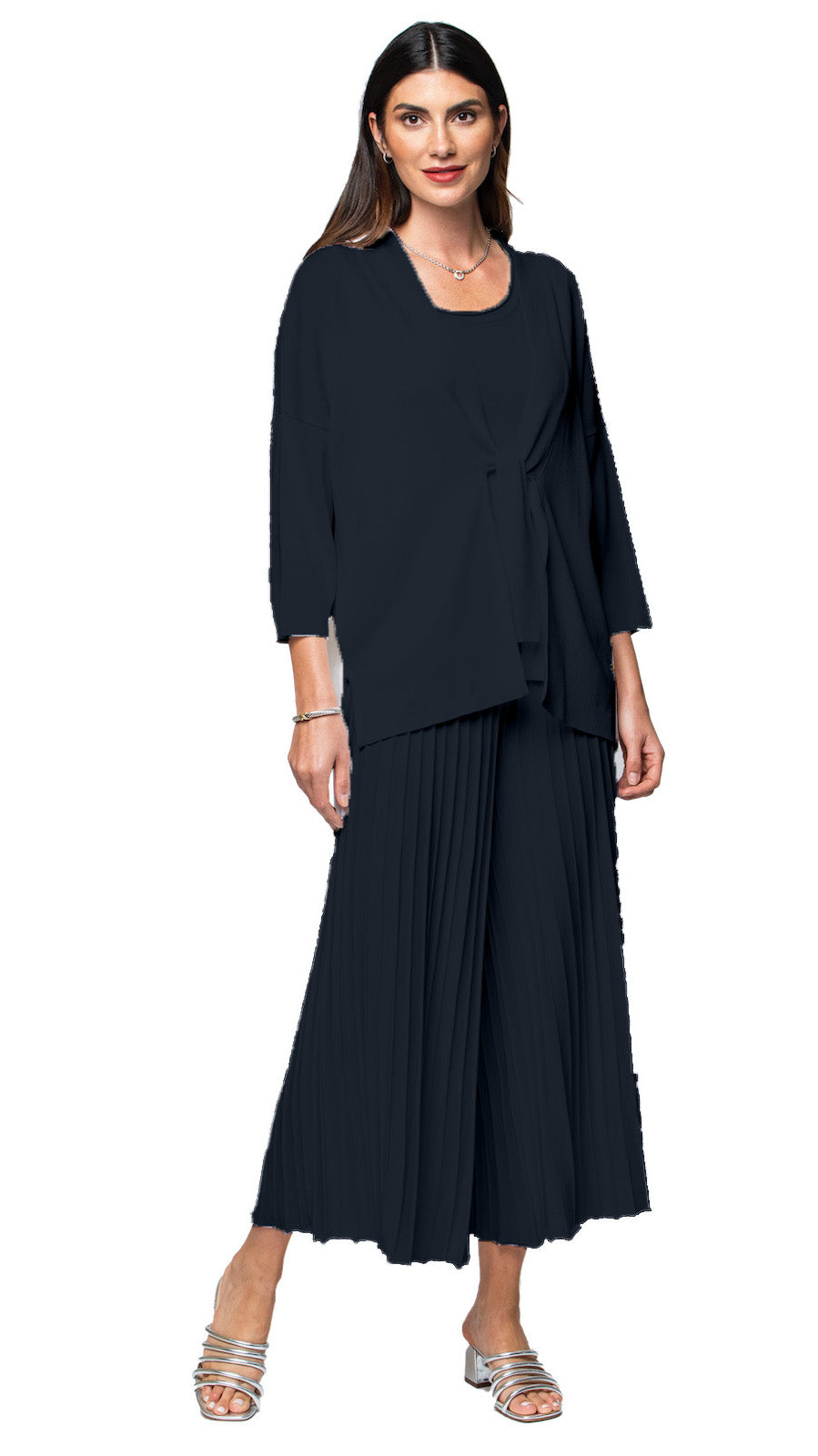 Giuliana Plisse-Look Cropped Wide Leg Pants; Dark navy