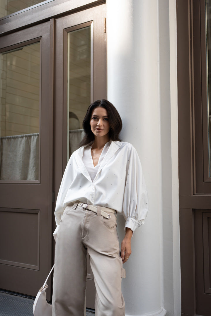 Oxford Blouse with Blouson Sleeve in White Rhinestone