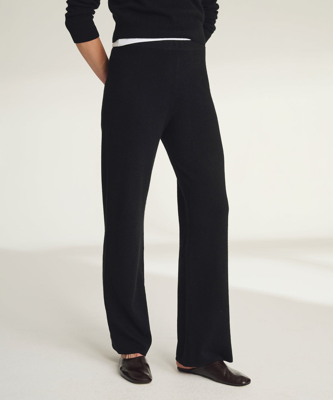 NAADAM Signature Cashmere Straight Leg Pant - Black
