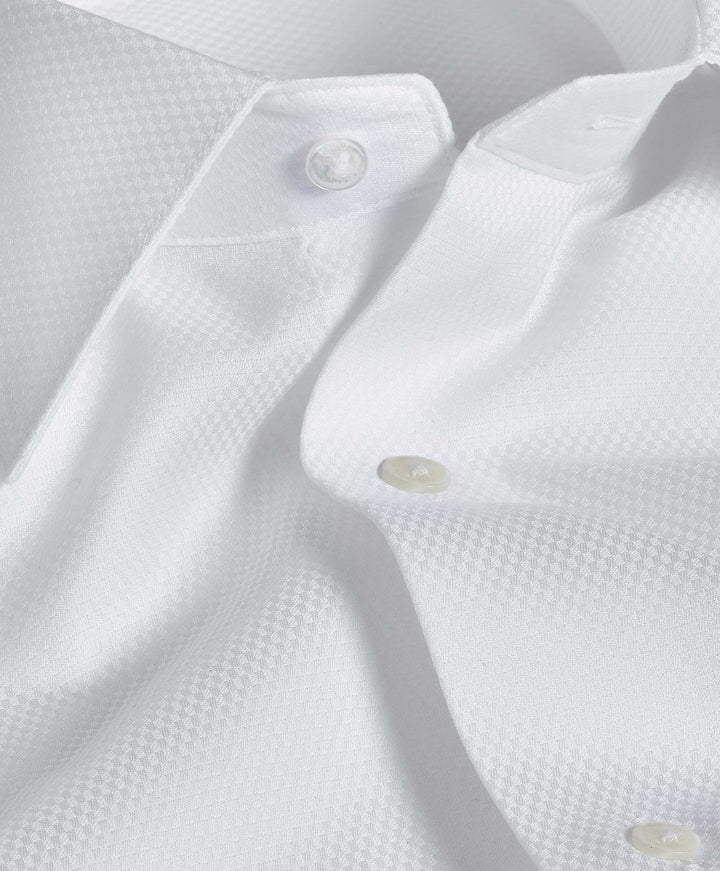 David Donahue TT835110 formal shirt detail