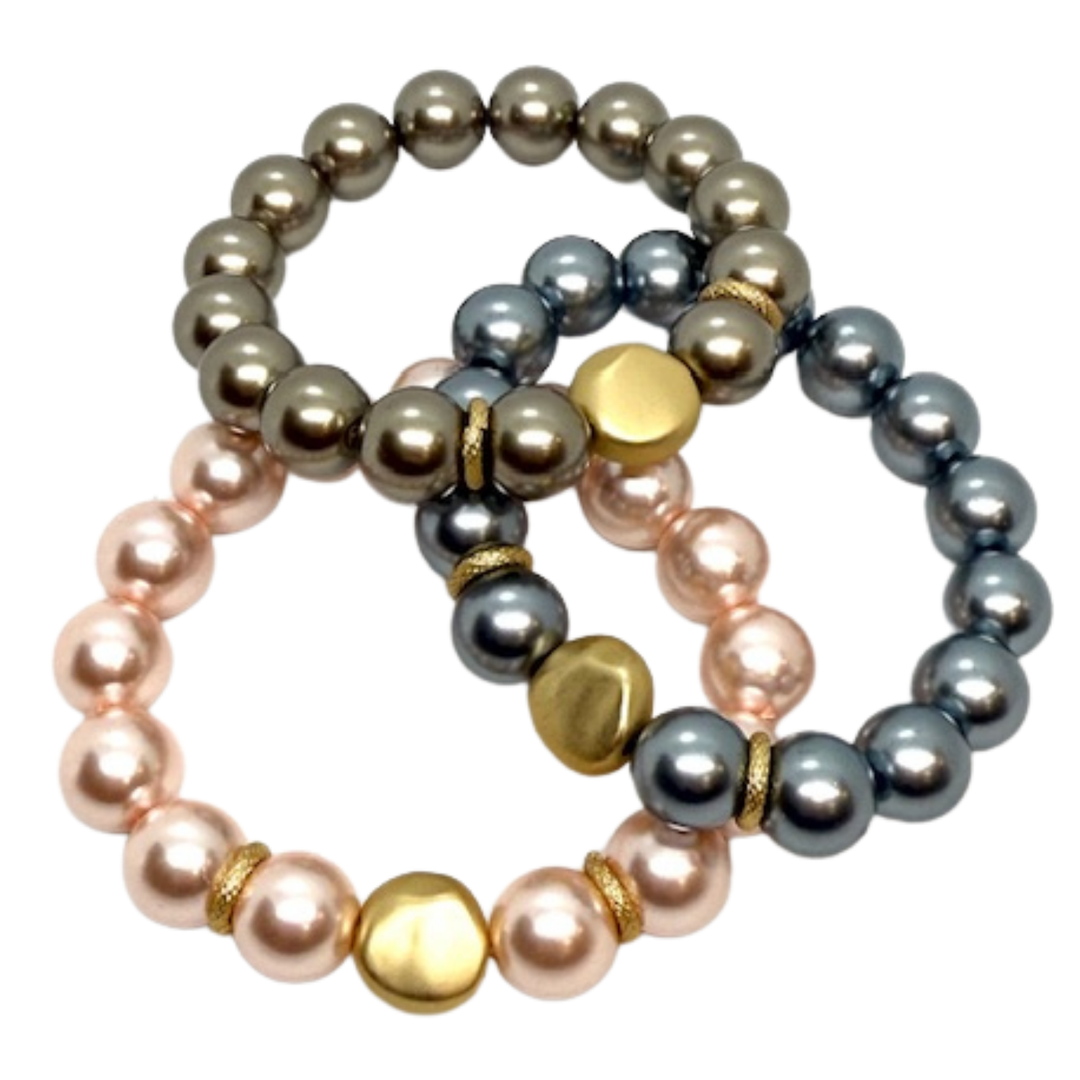 Pink Pearl Bracelet With Matte Gold Nugget Accent