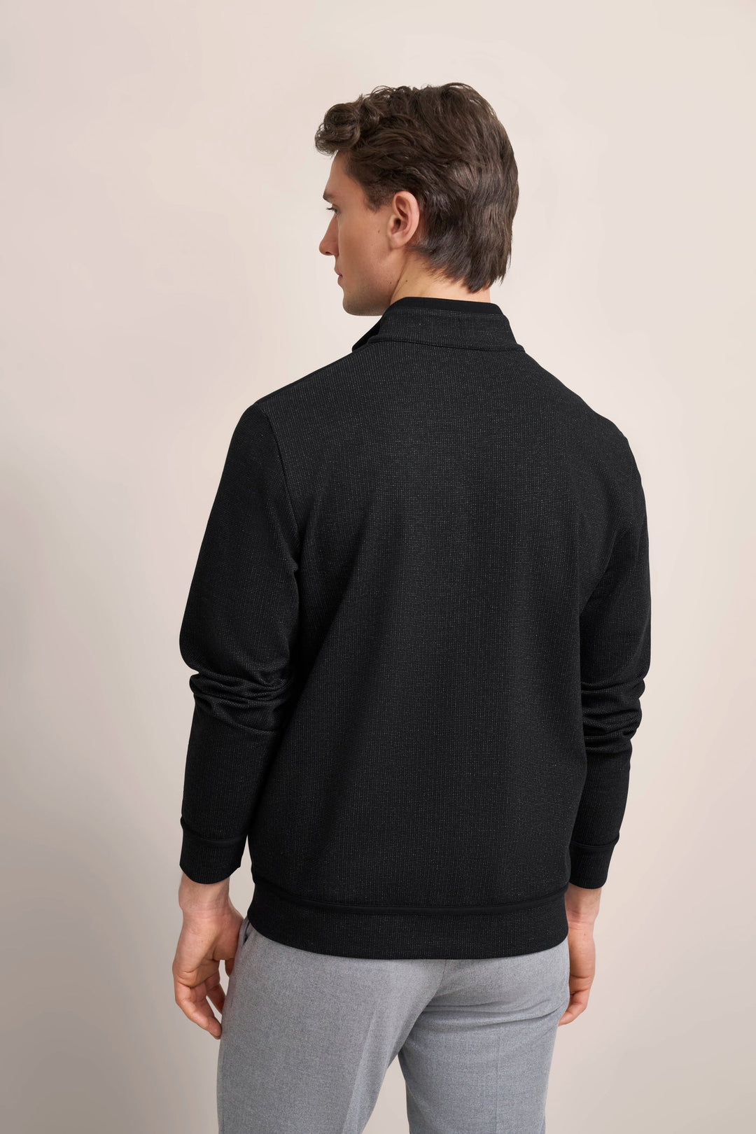 Sweatshirt with light structure in black