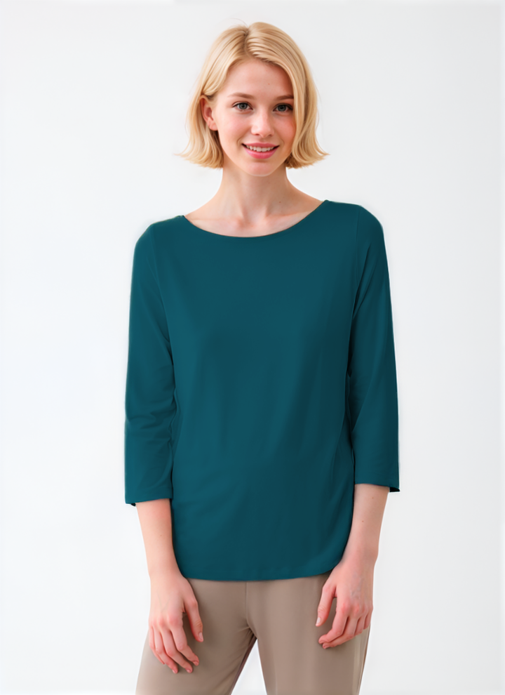 Soft Touch 3/4 Sleeve Pleat Back Crewneck - Bleu Majestic