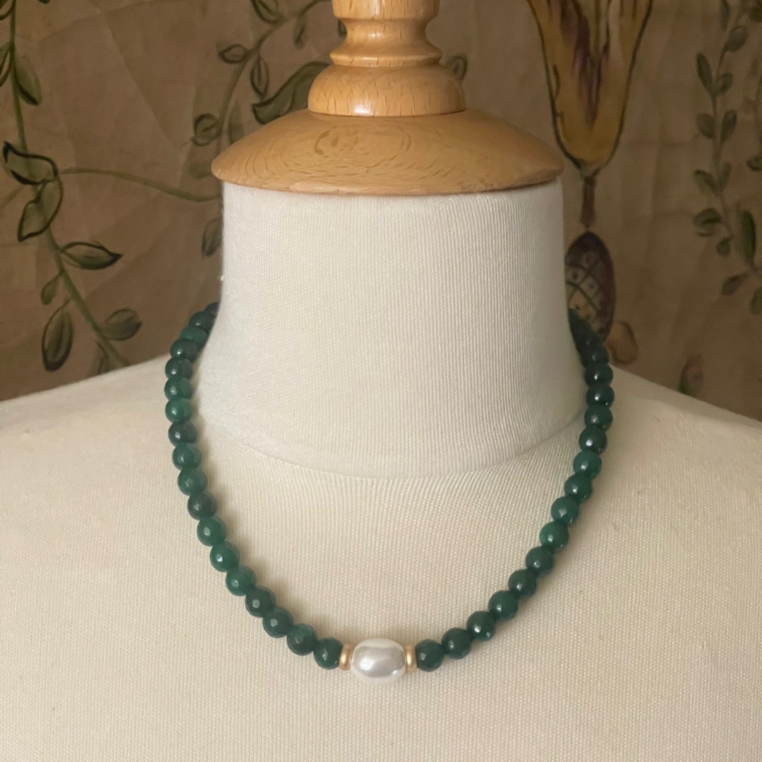 Green Jade With MOP Pearl Center and Matte Gold Accents Necklace