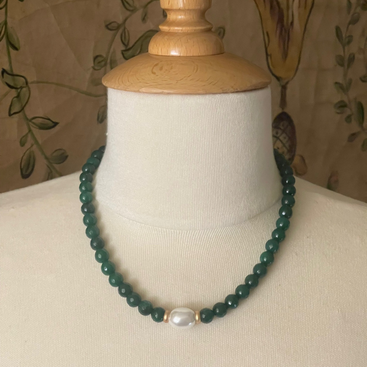 Green Jade With MOP Pearl Center and Matte Gold Accents Necklace