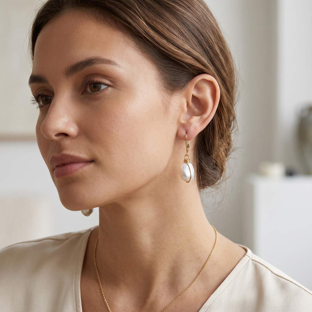 Mother Of Pearl Pearl With Gold Wrap Earring