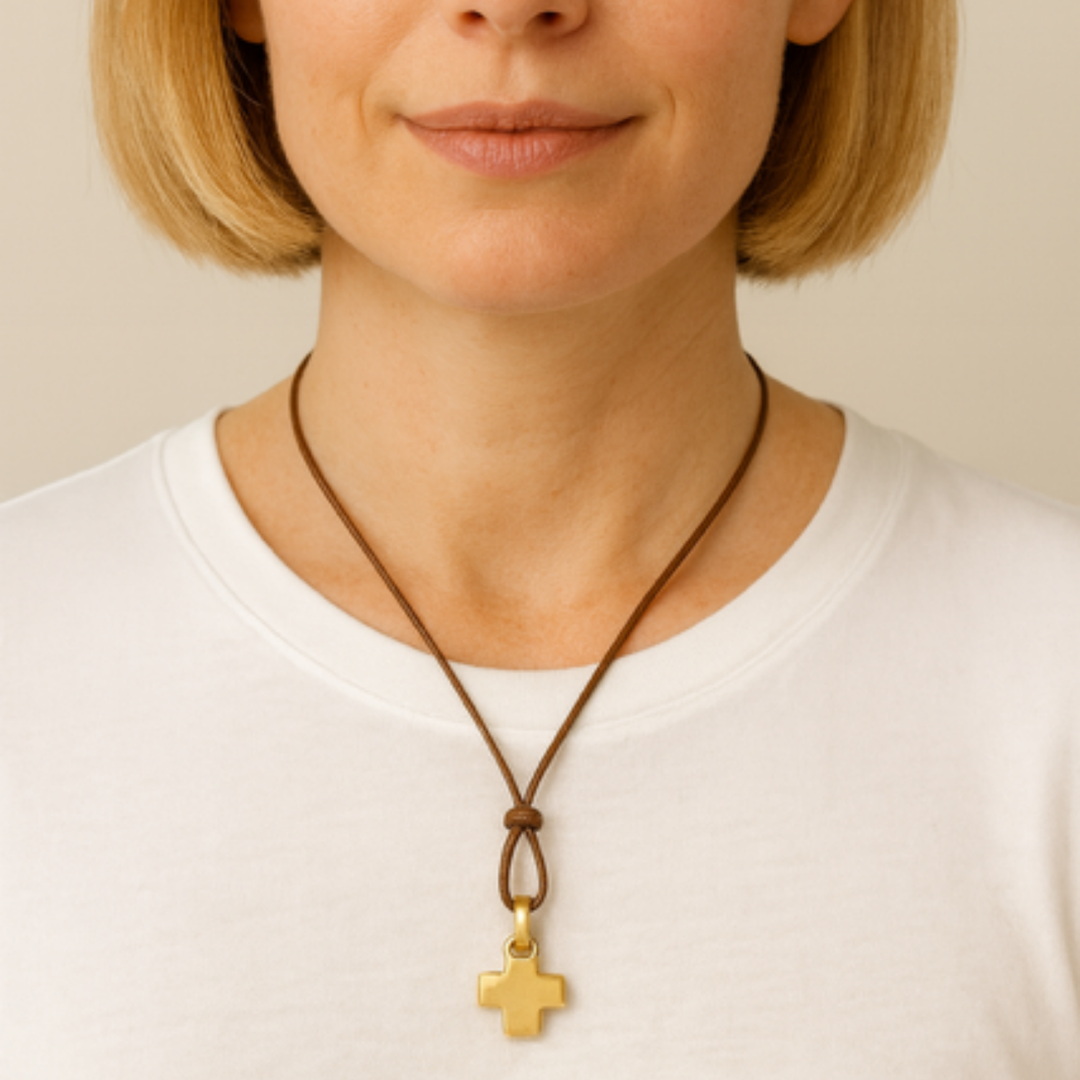 Matte Gold Kiss Charm Crisscross Natural Waxed Linen 16" Necklace