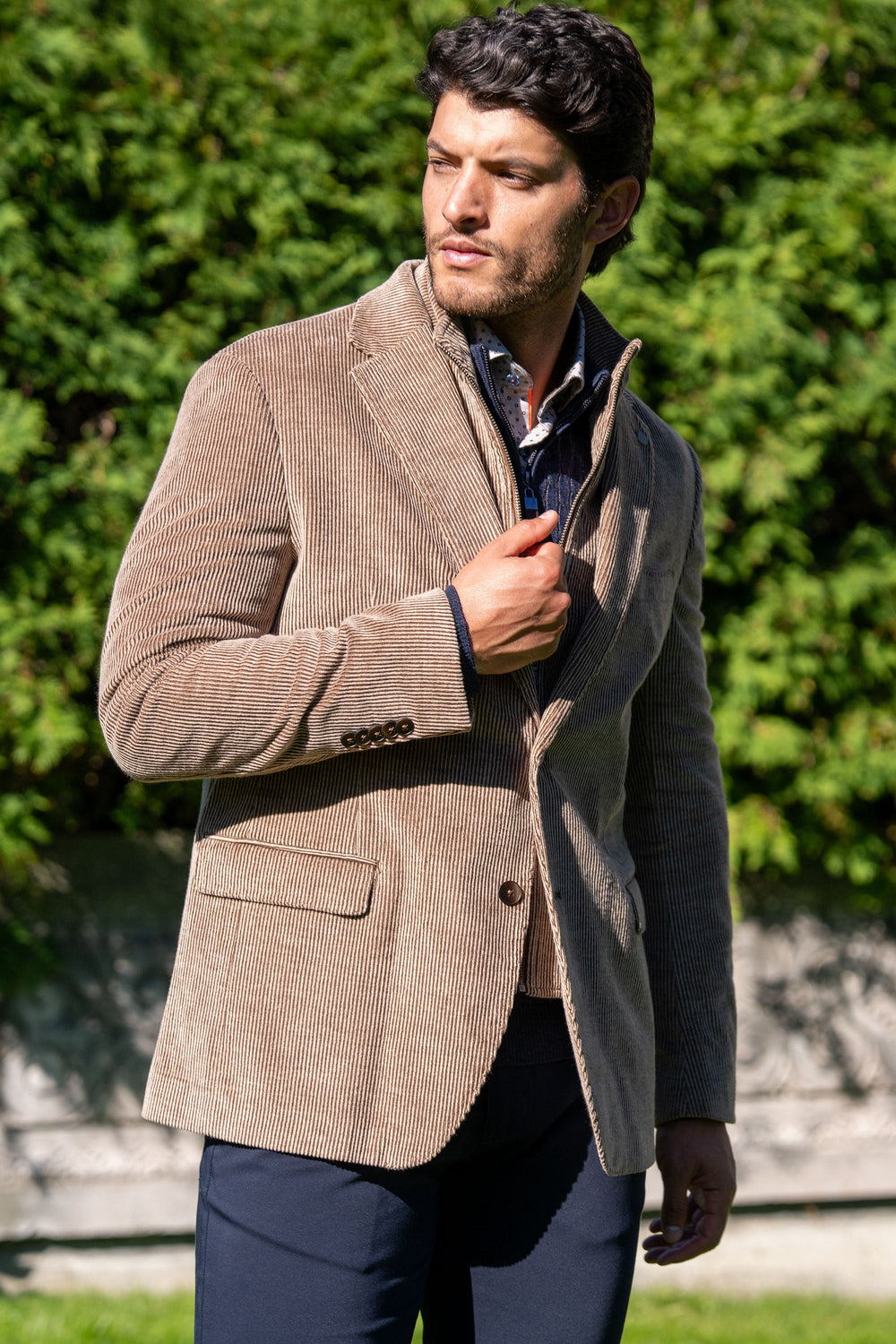 Lorenzo Cocoa Stretch Corduroy Hybrid Sport Coat - detail